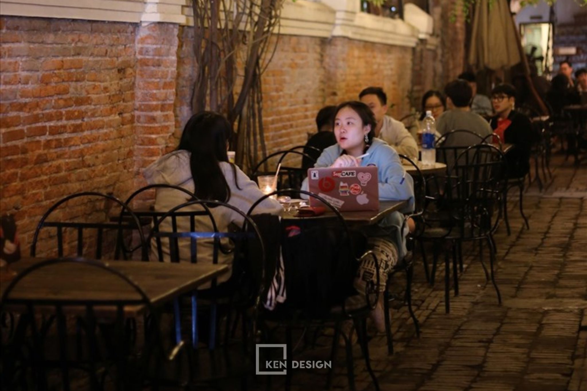 Thiết kế quán cafe 24/7